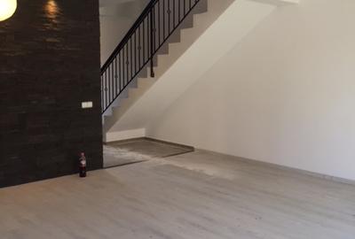 Duplex 4 camere+mansarda!Bragadiru Independentei - 13