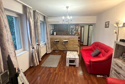 Apartament 2 Camere Universitate cu Centrala Proprie - 1