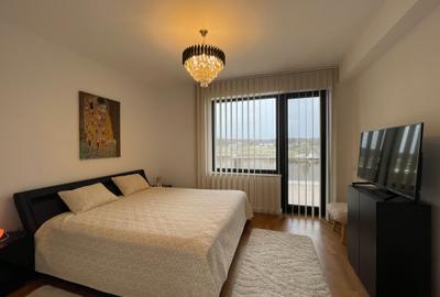 Vanzare VILA la cheie 338 mp  teren 800 mp - pe malul lacului Laguna Verde - 14