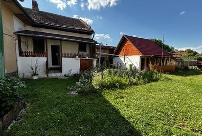 Doua case de vanzare 75 M² + curte 720 M² Piata Kalvin - 9