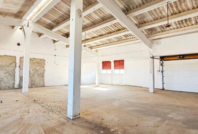 Complex imobiliar format din cladiri si constructii industriale+teren intravilan - 27