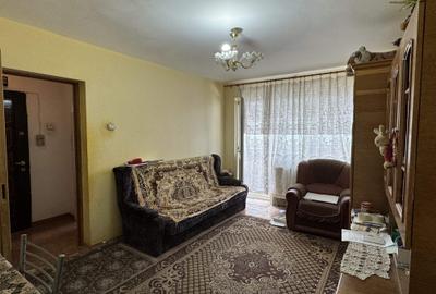 3 cam, 71 mp, et.8, fara imbunatatiri, lift modernizat, zona Zahana - 4