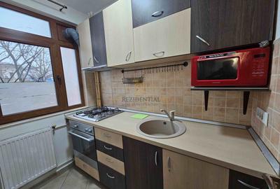 Garsonieră de închiriat – Șos. Giurgiului, vis-a-vis de Piața Progresu - 12