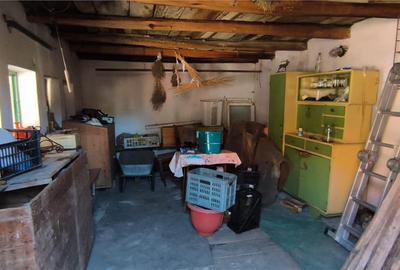 Casa pe un nivel renovata,curte individuala teren 780mp - 17