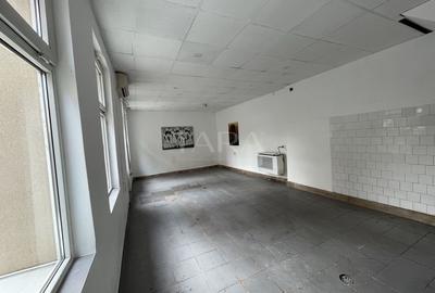 De vânzare imobil situat semicentral - 1