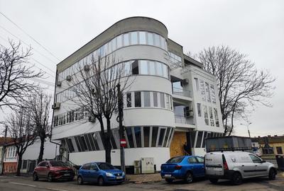 Spațiu comercial Birouri 208 mp + Terasă 196 mp - 2