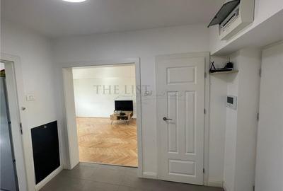 Apartament cu 3 camere decomandat în Splaiul Unirii