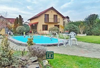 Casă impresionantă cu 15 camere, teren generos, piscină in Fantanele, Arad - 1