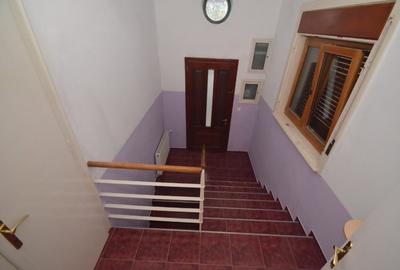 Propietar vând casă in zonă centrală - 10