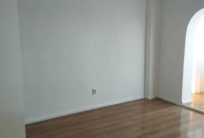 Apartament cu 2 camere decomandat în Griviței