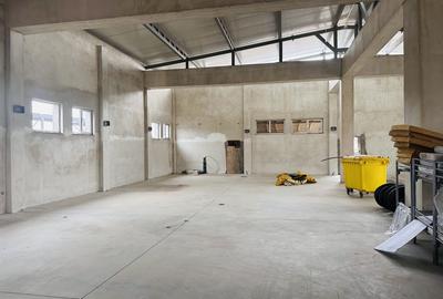 Spațiu industrial, 600 mp în Dragomirești-Deal