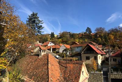 Apartament cu 4 camere în Centrul Istoric