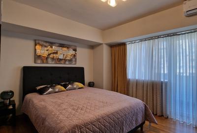 Apartament cu 3 camere decomandat, mobilat în Decebal