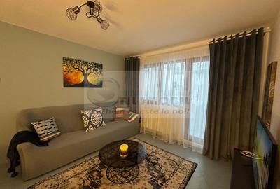 Apartament cu 2 camere semidecomandat în Podu Roș