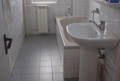 Apartament 3 Camere,Piata Alba Iulia,Decebal,bl.1995,DECOMANDAT,Amenajat,Liber - 3