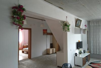 Vand sau schimb casa la tara cu apartament 2...3 camere in Bucuresti. - 8