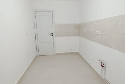 Vand apartament Astra 2 camere decomandat renovat integral - 4