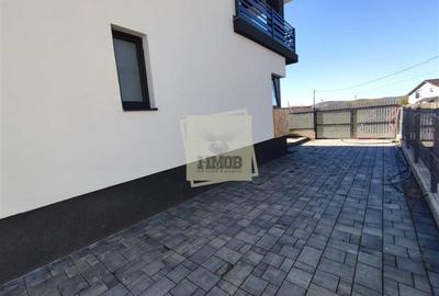 Casa moderna 5 camere teren 490 mp terasa acopertia in Cristian - 5