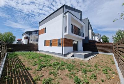 Casă cu 4 camere în Tunari