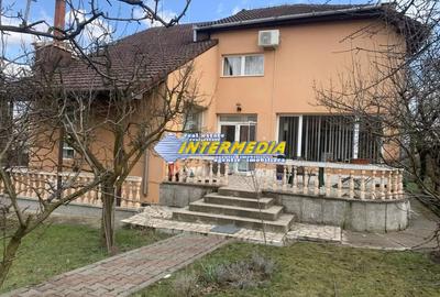 Vanzare Casa S+P+E in Alba Iulia Zona Cetate Skit finisata mobilata teren 800 mp - 1