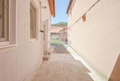 Vilă individuală, curte și garsonieră separată, Schei - 26