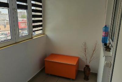 Apartament 4 cam. Titan Auchan cu loc de parcare bloc reabilitat - 12