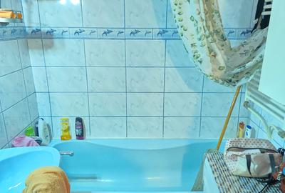 Vand apartament 3 camere semidecomandat in Deva, zona Micro 15, etaj 3, - 6