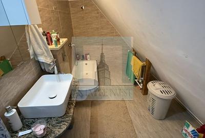 Casa 10 camere, 5 bai, 380 mp teren - zona Astra - 15