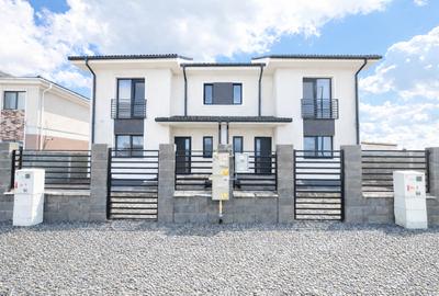 Duplex cu 4 camere în Moșnița Nouă