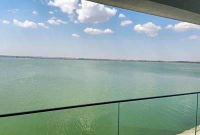 Apartament 2 camere Private Lake Mamaia - frontal pe lac - 1