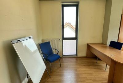 De inchiriat spațiu birouri modern, bine organizat, in zona Elisabetin. - 1