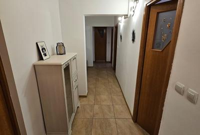 Inchiriere - 4 camere - Lizeanu- Stefan cel Mare - 10