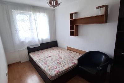 Apartament 3 camere  zona Sud - 1