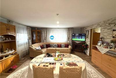Vila 5 cam, Garaj, 450 teren, asfalt, Omenia Valea Adanca Iasi - 2
