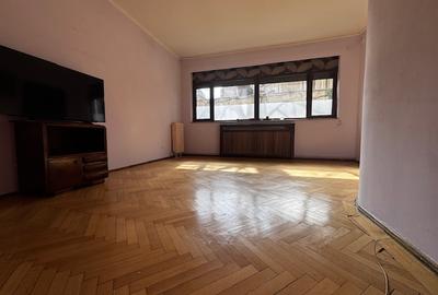 Apartament 3 camere, parter Piata Lahovari - 9