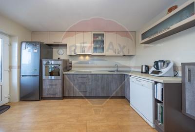 Casă noua - parcări subterane, teren 500 mp, Codlea - 23