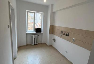 Piata Victoriei , Gara de Nord , Bulevardul Gheorghe Duca - 5