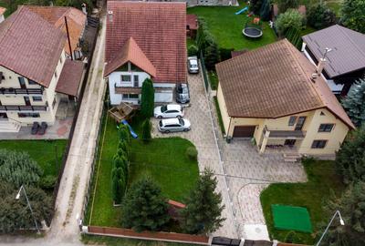 Vila spatioasa la intrare in Cheia – 7 Camere, Teren 747mp - 1