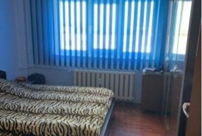 Apartament cu 2 camere decomandat în Baba Novac