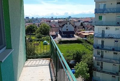 Inchiriez apartament cu 3 camere - 11