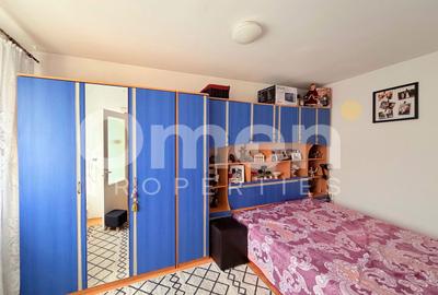 Apartament cu 2 camere semidecomandat, mobilat în Decebal