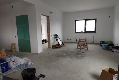 FARA COMISION case 4 camere 2 bai terasa P+1+pod canal apa gaz curent la cheie - 17