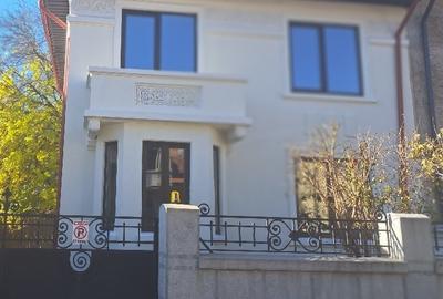 Birou, 365 mp în Capitale