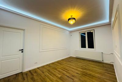 Floreasca, Apartament 2 Camere, Etaj 1/3, Renovat, Finisat Total. Str. Glinka - 12