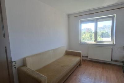 Piata Doina, - 1