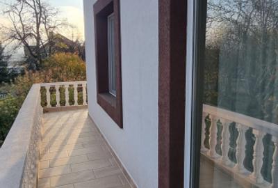 DE INCHIRIAT-4 Camere-Vila-Copou - 12