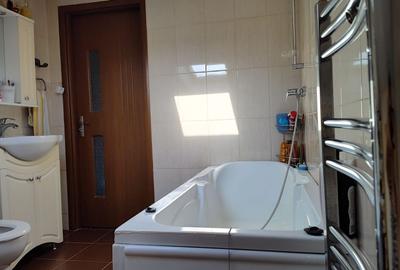 CASA TIP DUPLEX CU 5 CAMERE IN SANPETRU - 14