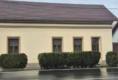 Casa de vânzare în Lipova – 3 dormitoare + curte mare – CONTACT IN DESCRIERE - 1