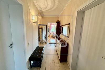 Apartament la vila - 80 mp, priveliste deosebita - Sub Arini - 12