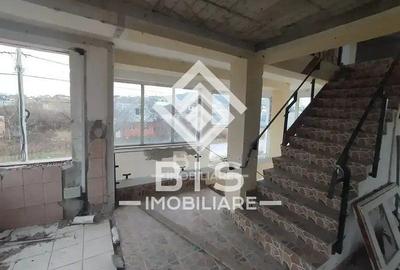 Cladire P+1+M cu destinatie mixta - 9